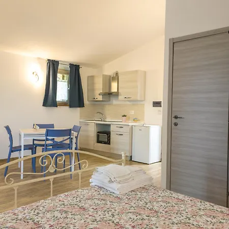 Podere Caneto Farm stay *